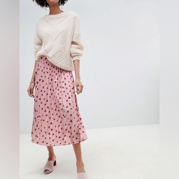 NWT Heart Skirt- Lily & Lionel for ASOS - Picture 1 of 5